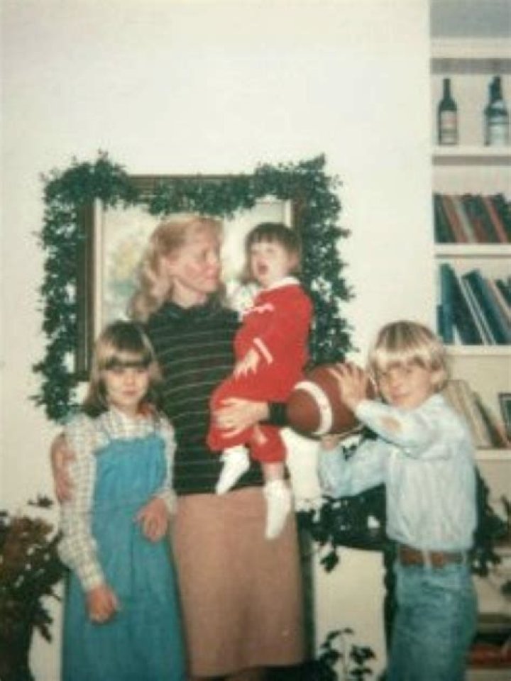 Mark Casimir Dyniewicz Jr. Biography, Age, Height, Wife, Net Worth, Family