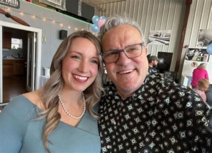 Mark Lowry Biography, Age, Height, Wife, Net Worth, Family