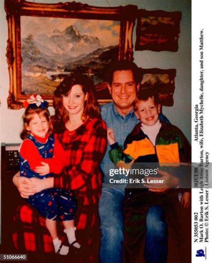 Mark O. Barton Biography, Age, Height, Wife, Net Worth, Family