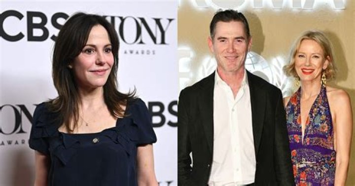 Mary-Louise Parker: Boyfriend, net worth, tattoos, smoking & body measurements