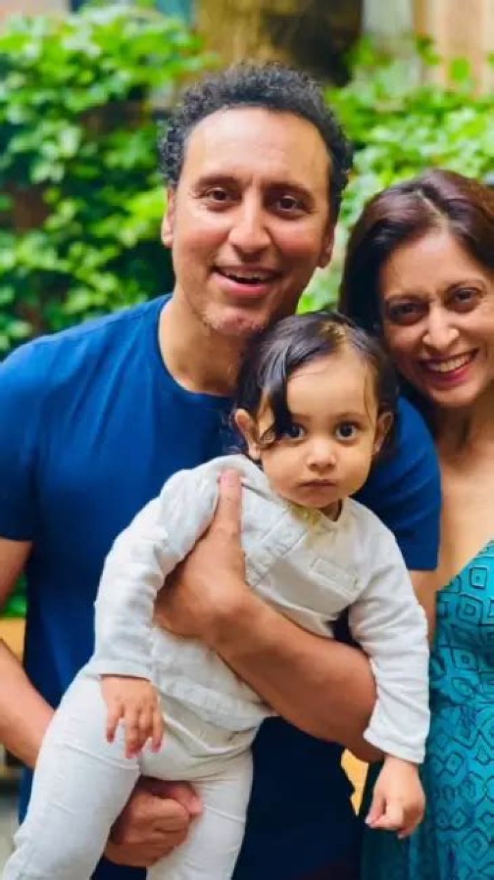 Meet Aasif Mandvi Wife Shaifali Puri On Instagram- His Family Background Explored
