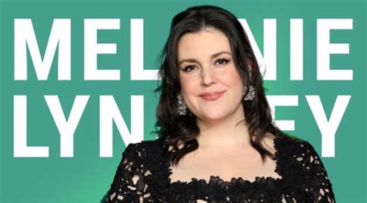 Melanie Lynskey Biography, Age, Height, Husband, Net Worth, Family