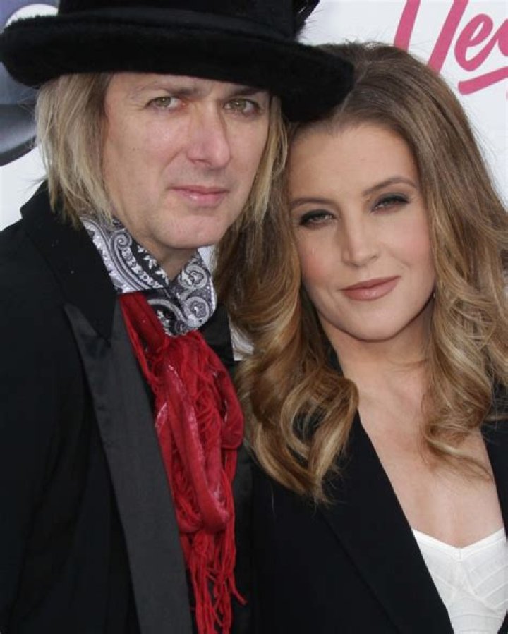 Michael Lockwood Biography, Age, Height, Wife, Net Worth, Family