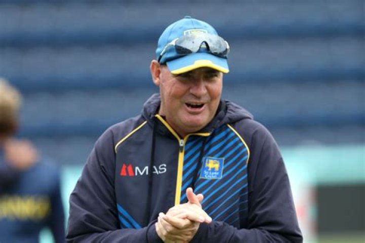 Mickey Arthur Past Teams Coached, Net Worth, Salary, Age, Height, Young, Contract