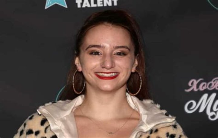Mikaila Murphy (TikTok Star) - Age, Birthday, Bio, Facts, Family, Net Worth, Height & More
