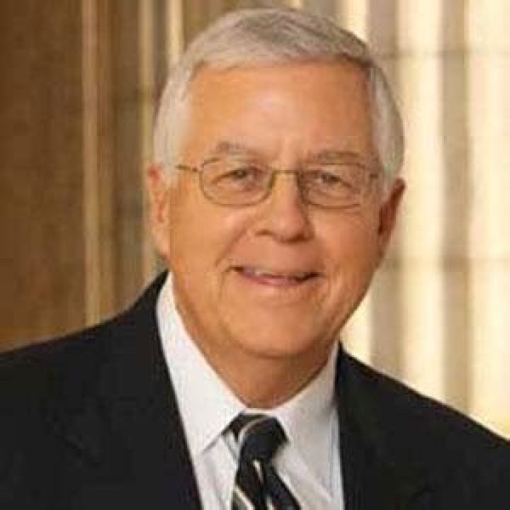 Mike Enzi (Politician) - Age, Birthday, Bio, Facts, Family, Net Worth, Height & More