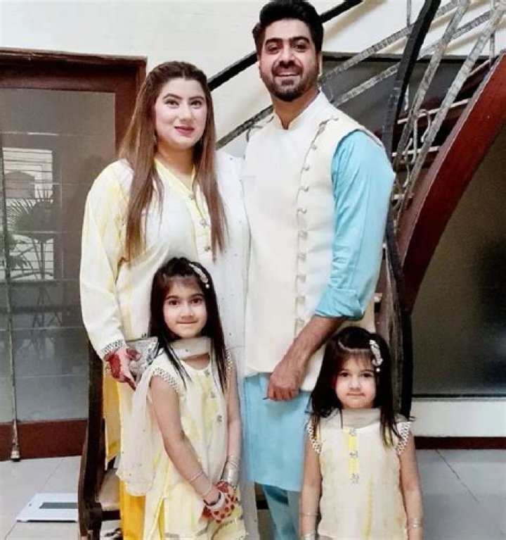 Mohsin Abbas Haider Biography, Age, Height, Wife, Net Worth, Family