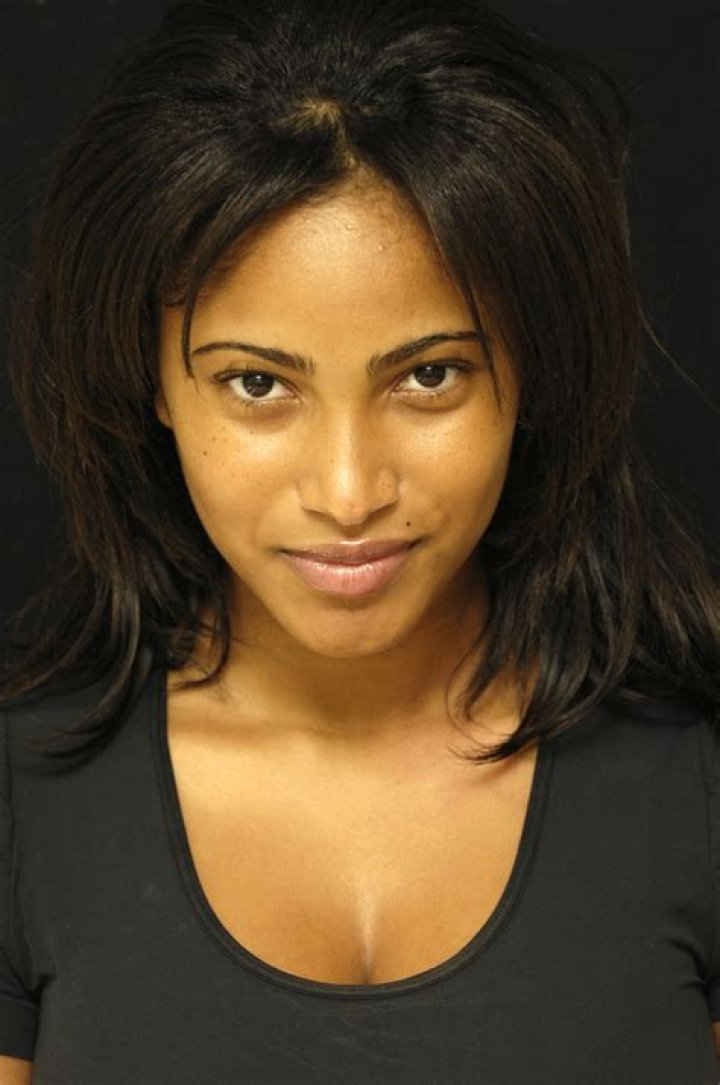 Mouni Farro Biography, Age, Height, Husband, Net Worth, Family