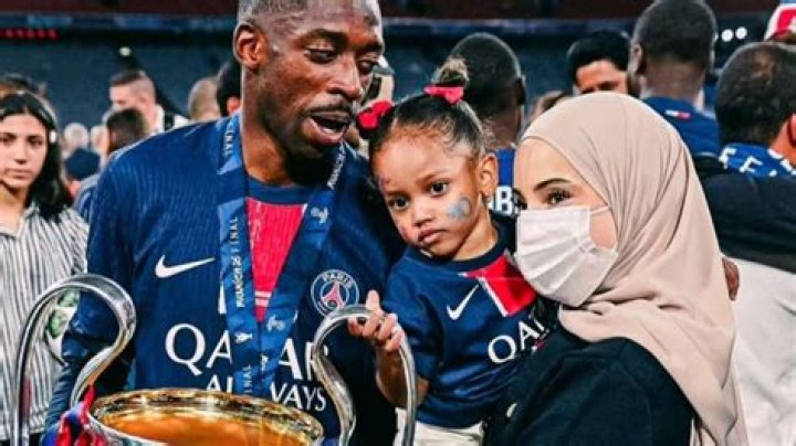 Moussa Dembélé: Girlfriend, net worth, tattoos, smoking & body facts