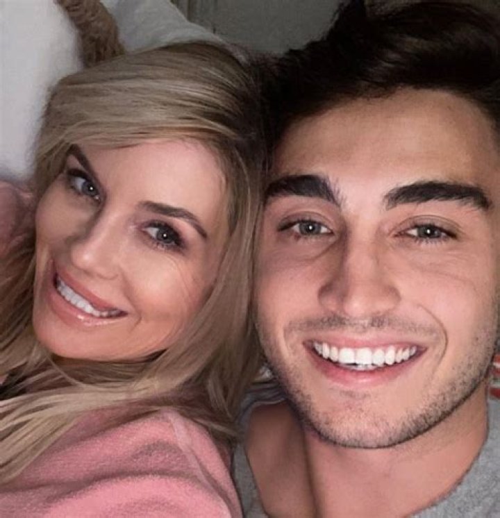 Nadine Sierra Biography, Age, Height, Husband, Net Worth, Family