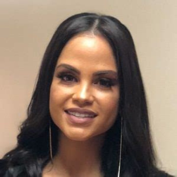 Natti Natasha (Cantante de Reggaetón) - Edad, cumpleaños, biografía, hechos, familia, patrimonio neto, altura y más