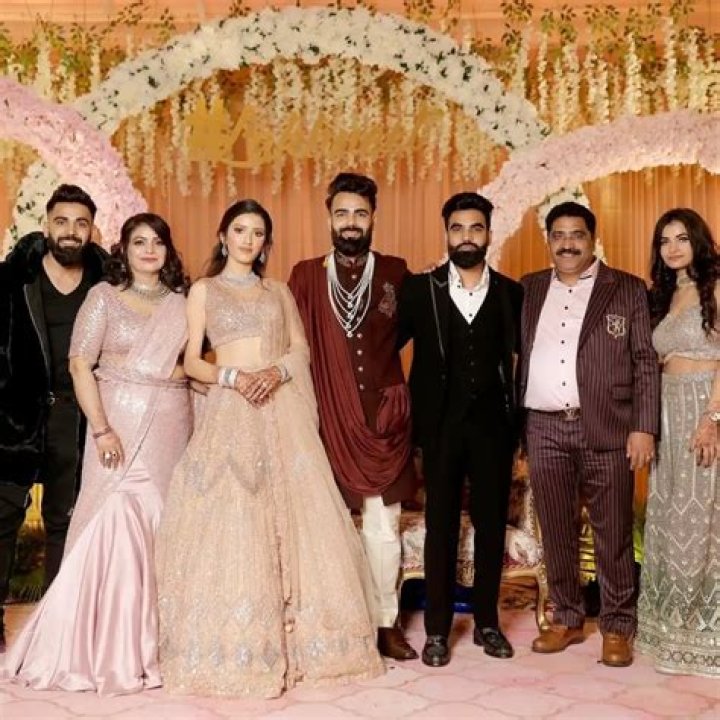 Navi Rawat Biography, Age, Height, Husband, Net Worth, Family