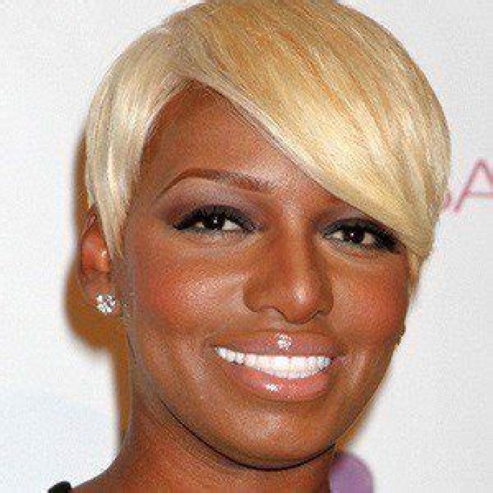 NeNe Leakes (Reality Star) - Age, Birthday, Bio, Facts, Family, Net Worth, Height & More
