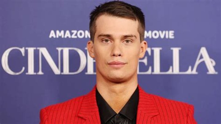 Nicholas Galitzine (Actor) Wiki, Bio, Age, Height, Weight, Family, Net Worth, Girlfriend, Career, Facts