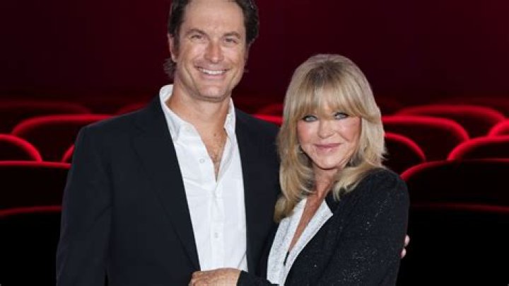 Oliver Hudson Biography, Age, Height, Wife, Net Worth, Family