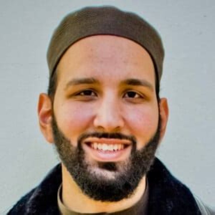 Omar Suleiman (Religious Leader) - Age, Birthday, Bio, Facts, Family, Net Worth, Height & More