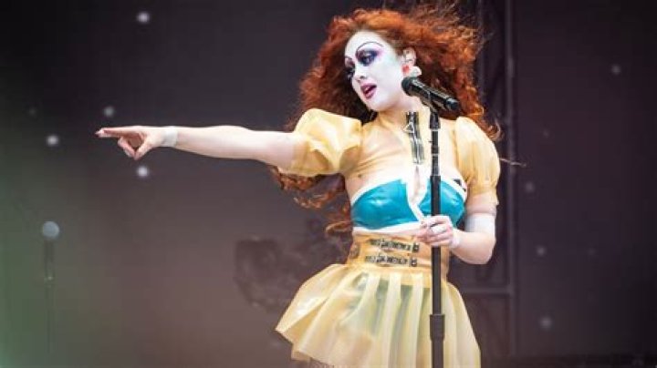 Oscar Roan Biography, Age, Height, Wife, Net Worth, Family