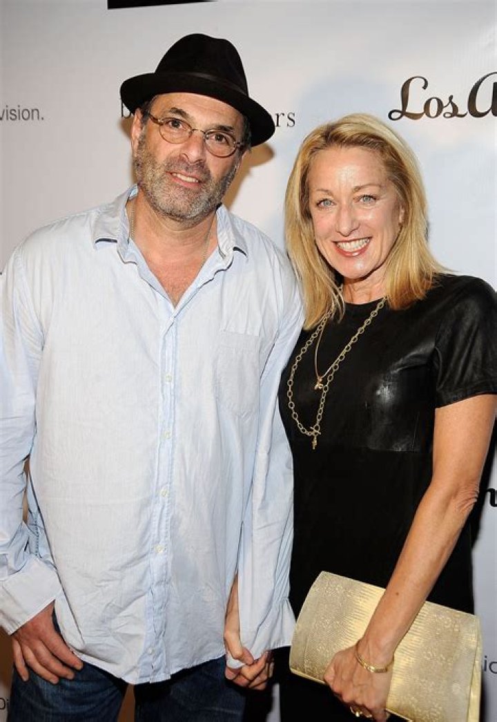 Patricia Wettig Biography, Age, Height, Husband, Net Worth, Family