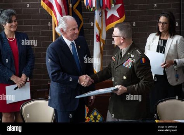 Paul E. Funk II Biography, Age, Height, Wife, Net Worth, Family