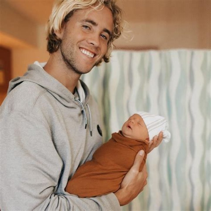 Paul Klein (Instagram Star) - Age, Birthday, Bio, Facts, Family, Net Worth, Height & More