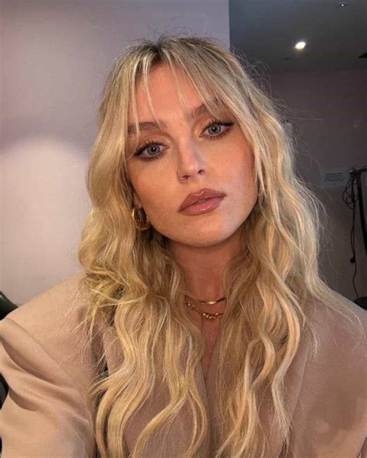 Perrie Edwards Wiki, Age, Boyfriend, Net Worth, Family, Little Mix, Pregnant, Height, Net Worth, Instagram