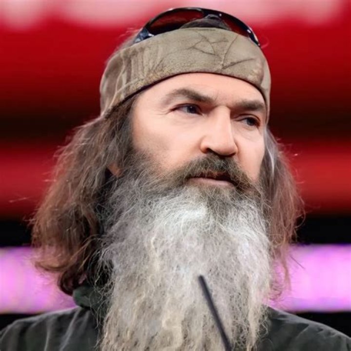 Phil Georgeff Biography, Age, Height, Wife, Net Worth, Family