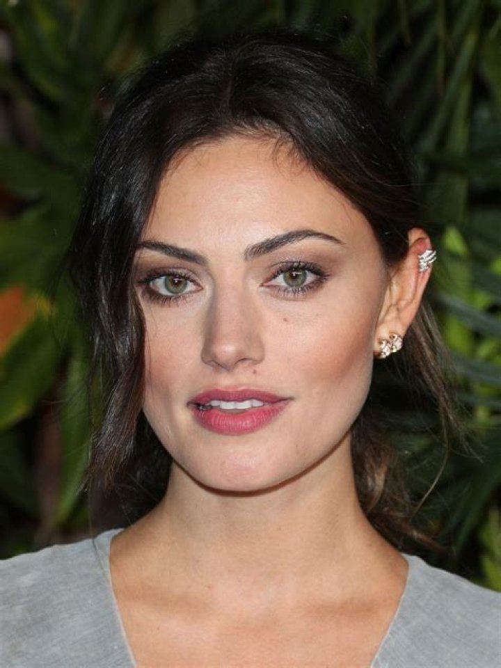 Phoebe Tonkin (Actress) Wiki, Biography, Age, Height, Weight, Measurements, Boyfriend, Net Worth, Facts
