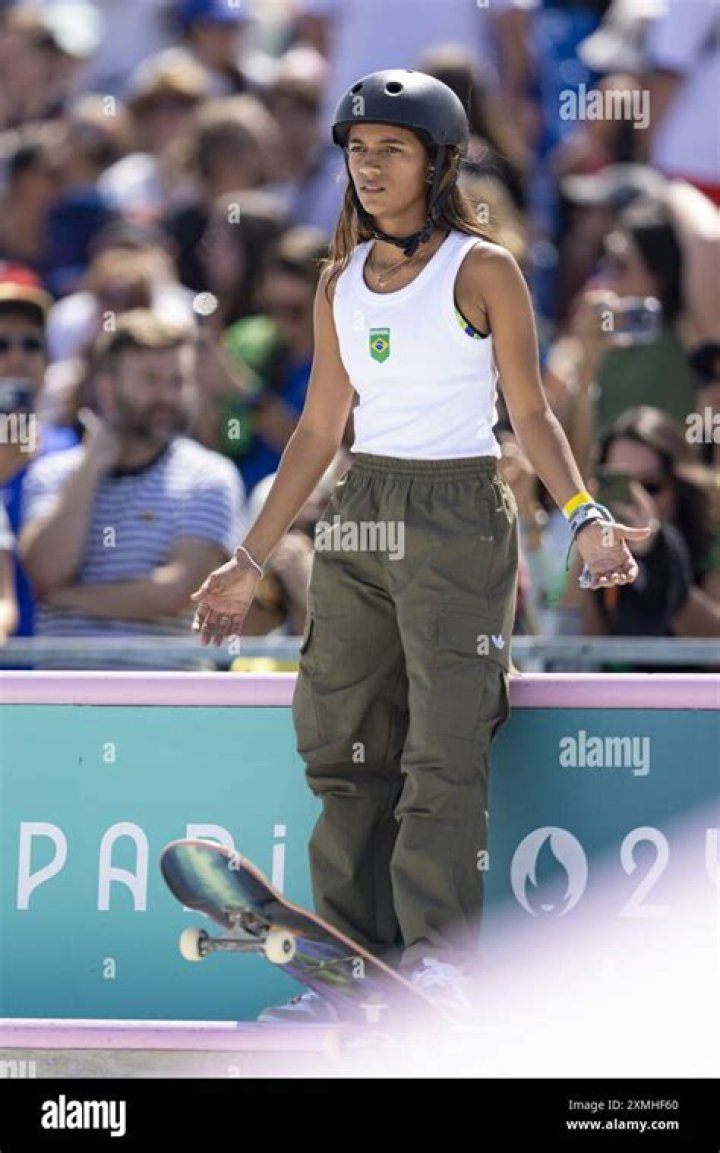 Rayssa Leal (Skateboarder) - Age, Birthday, Bio, Facts, Family, Net Worth, Height & More