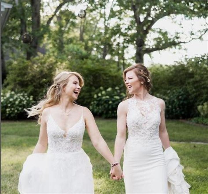 Reagan Charleston – Bio, Facts, Wiki, Net Worth, Age, Height, Charm, Jewelry line, Maiden Name, American Idol, Jeff Charleston, Attorney, Pregnant