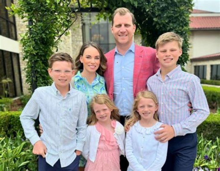 Rhett Lashlee Biography, Age, Height, Wife, Net Worth, Family