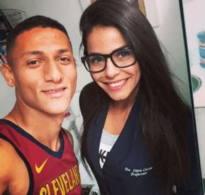 Richarlison Biography, Age, Height, Wife, Net Worth, Family