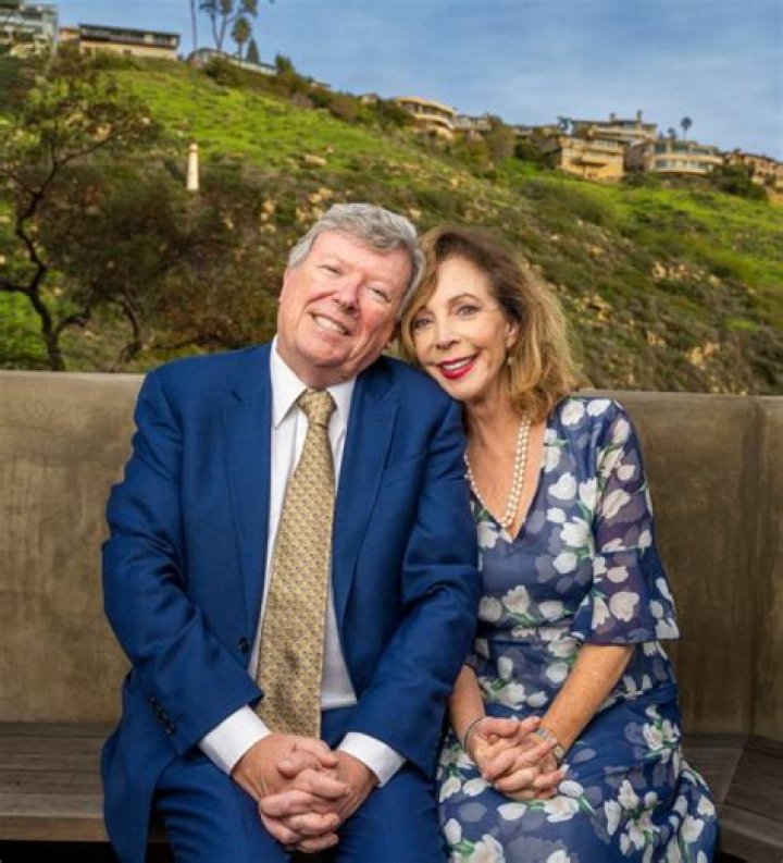 Rita Rudner Biography, Age, Height, Husband, Net Worth, Family