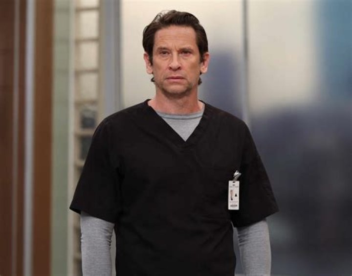 Roger Howarth (Soap Opera Actor) - Age, Birthday, Bio, Facts, Family, Net Worth, Height & More