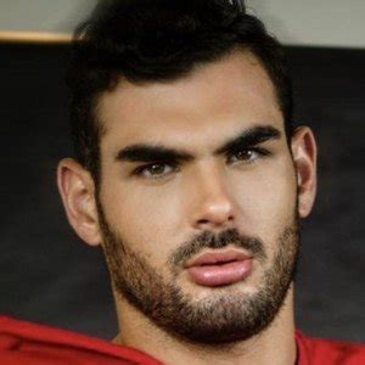 Romain Bonnet (Model) - Age, Birthday, Bio, Facts, Family, Net Worth, Height & More