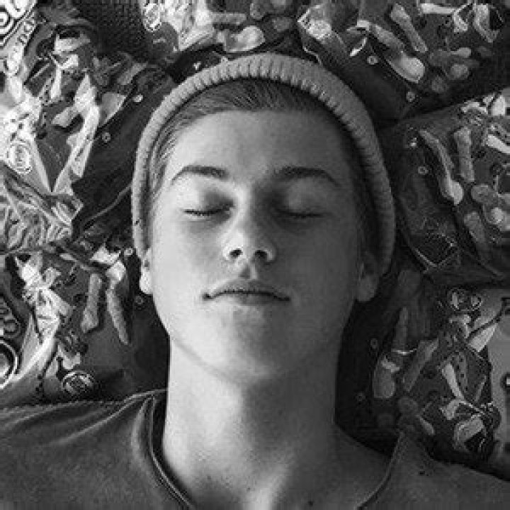 Ruel (Soul Singer) - Age, Birthday, Bio, Facts, Family, Net Worth, Height & More