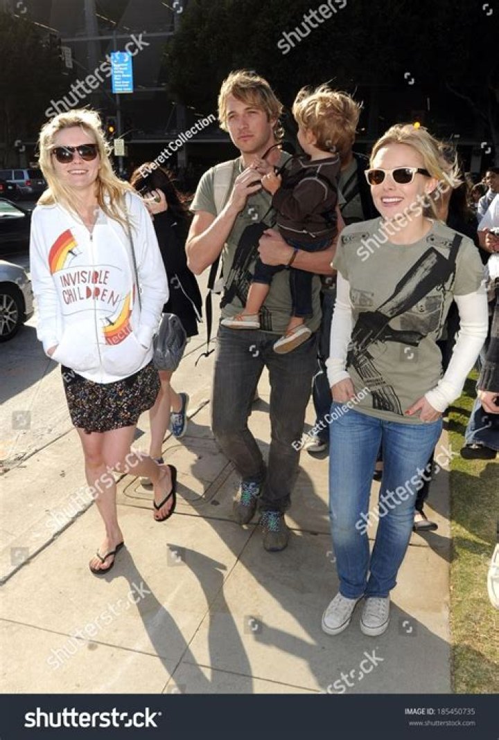 Ryan Hansen Biography, Age, Height, Wife, Net Worth, Family