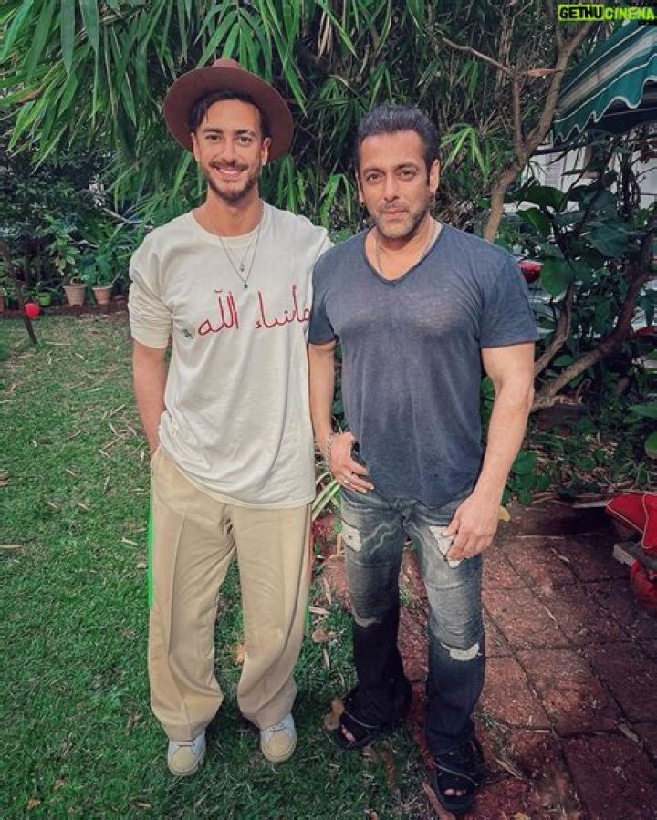 Saad Awad Biography, Age, Height, Wife, Net Worth, Family