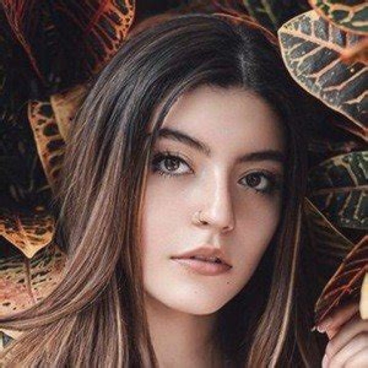 Sabrina Quesada (TikTok Star) - Age, Birthday, Bio, Facts, Family, Net Worth, Height & More