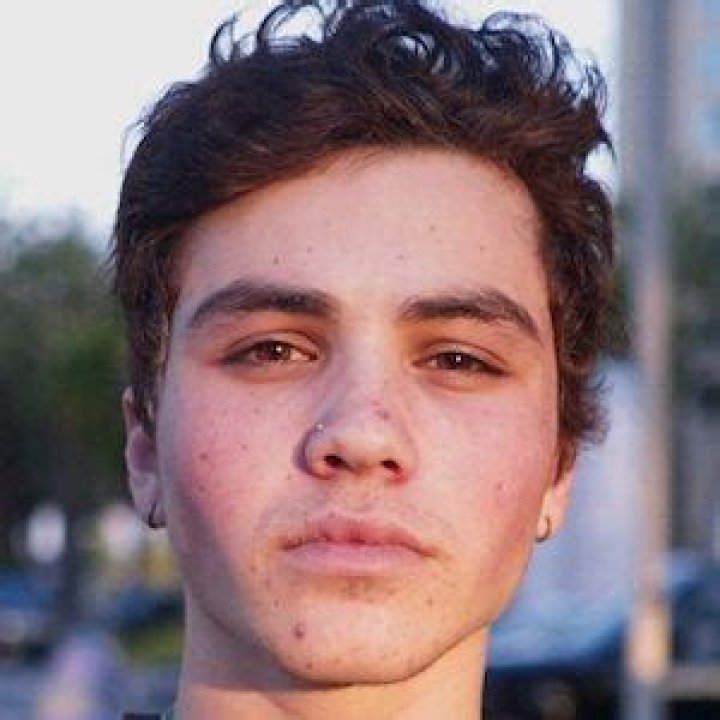 Sam Pottorff (YouTube Star) - Age, Birthday, Bio, Facts, Family, Net Worth, Height & More