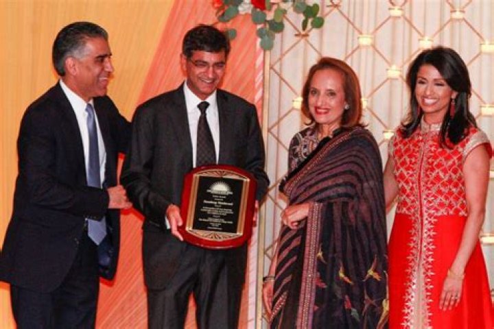 Sandeep Mathrani Biography, Age, Height, Wife, Net Worth, Family