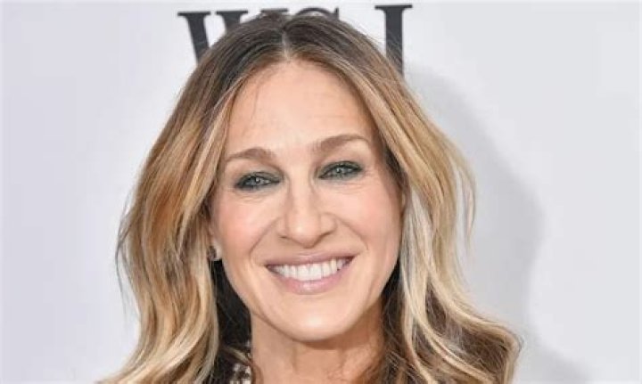 Sarah Jessica Parker Biography, Age, Height, Husband, Net Worth, Family