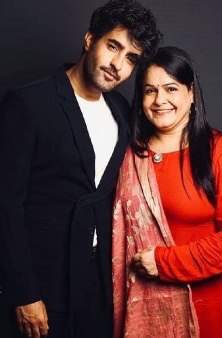 Satyajeet Puri Biography, Age, Height, Wife, Net Worth, Family