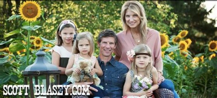 Scott Blasey Biography, Age, Height, Wife, Net Worth, Family