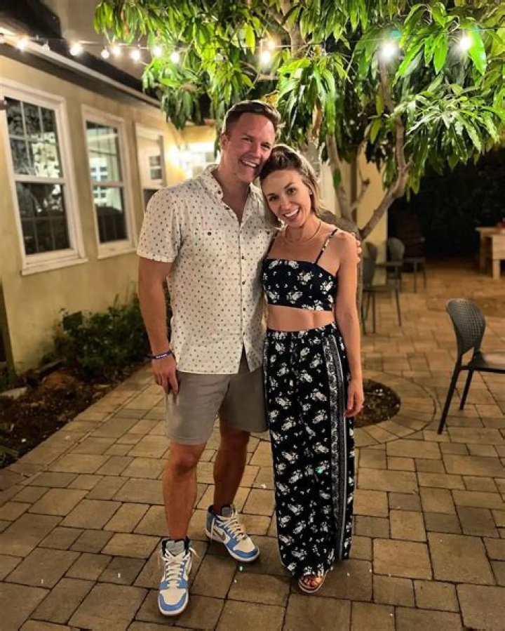 Scott Porter Biography, Age, Height, Wife, Net Worth, Family