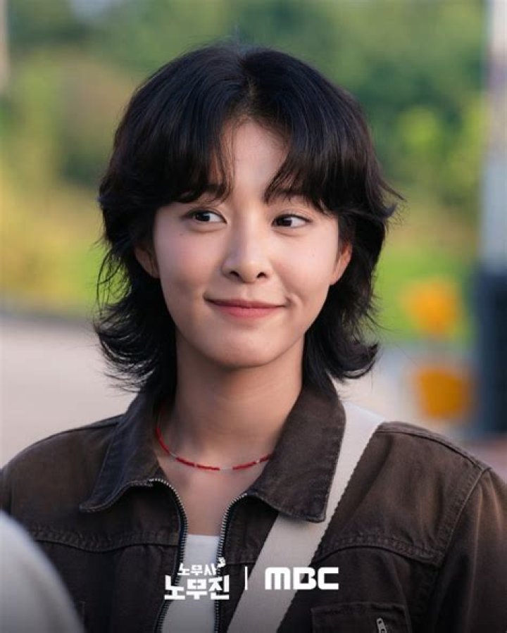 Seol In-ah Biography, Age, Height, Husband, Net Worth, Family