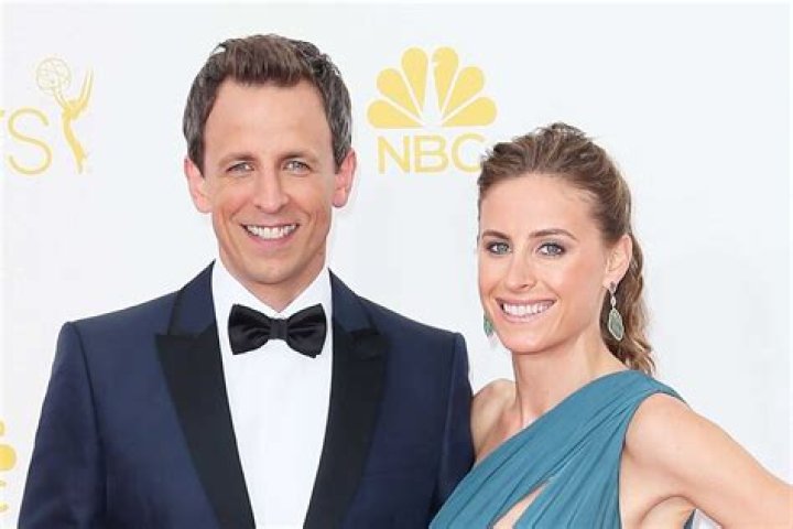 Seth Meyers Biography, Age, Wife, Son, Closer Look, Tickets, Trump, Show,Twitter, Height, Guests And Net Worth