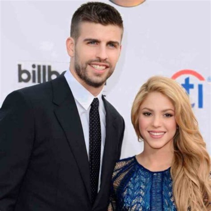 Shakira Biography: Husband, Net Worth, Albums, Age, Height, Children, Songs, Family, YouTube, Lyrics, Boyfriend