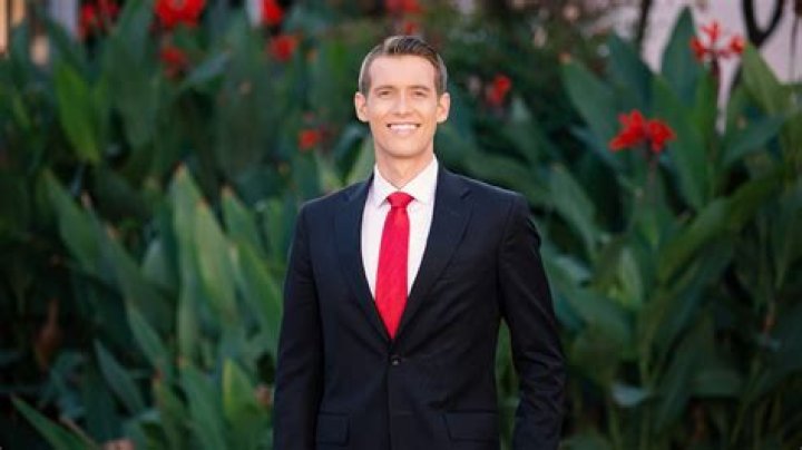 Shane Hinton KVUE Bio, Age, Height, Education, Wife, Net Worth and Salary