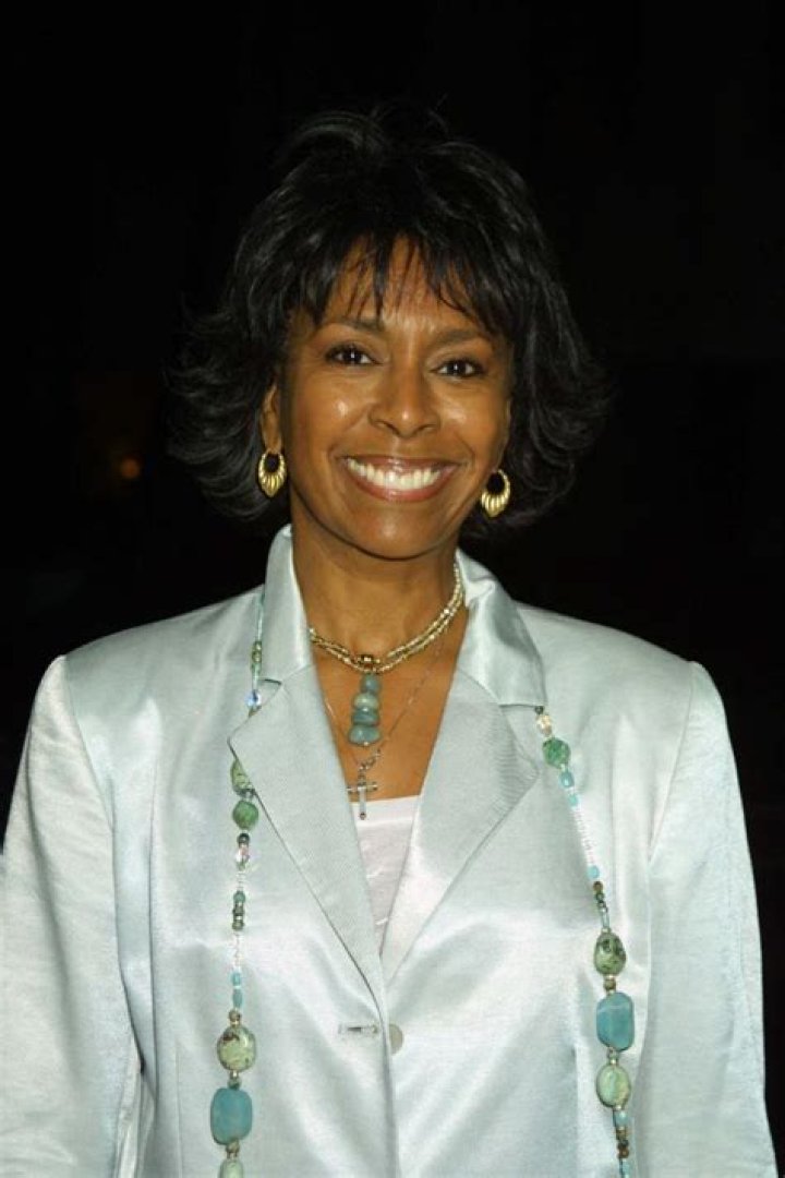 Sheila Frazier (Movie Actress) - Age, Birthday, Bio, Facts, Family, Net Worth, Height & More