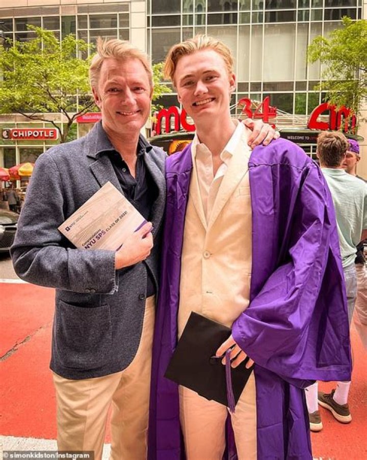 Simon Kidston biografía, edad, altura, esposo, net worth, familia